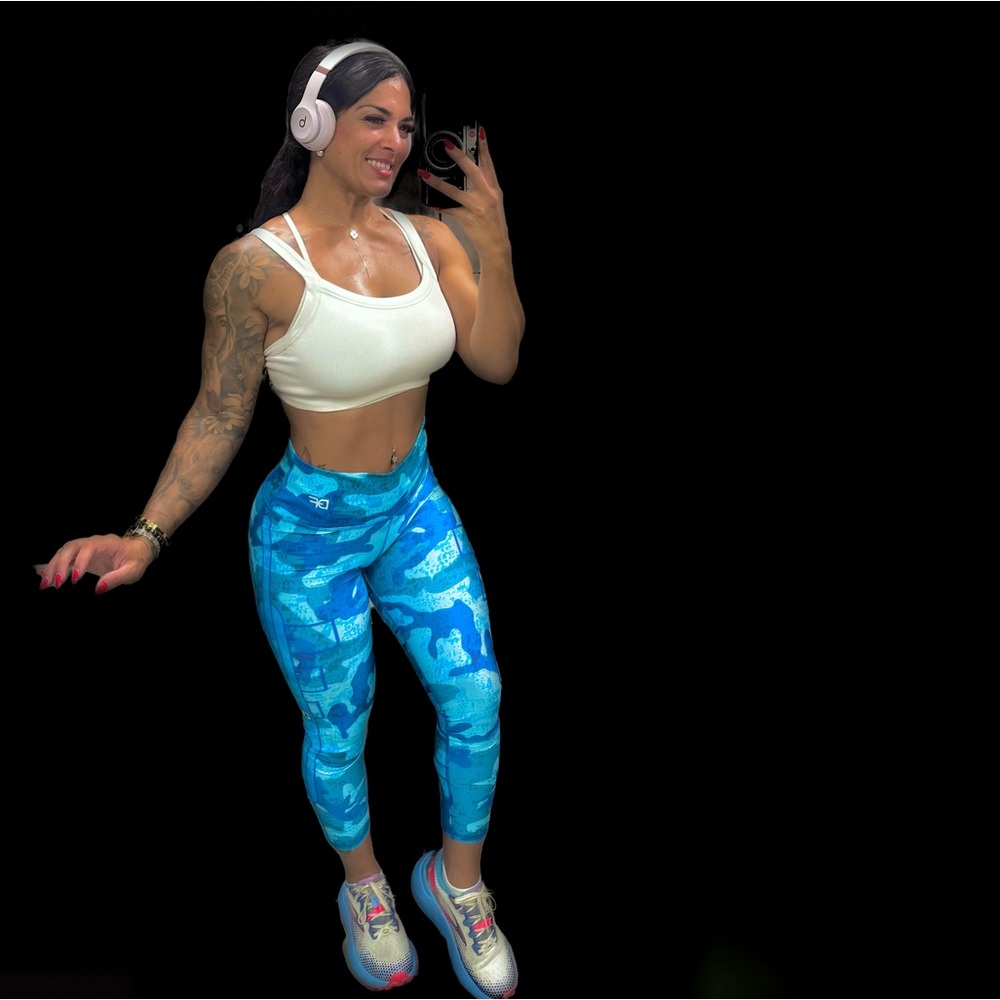 Blue and multicolor Camouflage C🇨🇴lombian Sport Leggings DF. $450 x 6 ‘in stock’